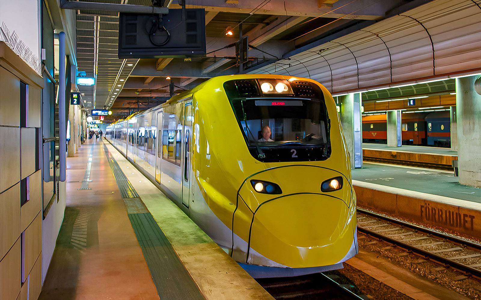 Arlanda Express train connecting Stockholm Arlanda to Stockholm city centre.